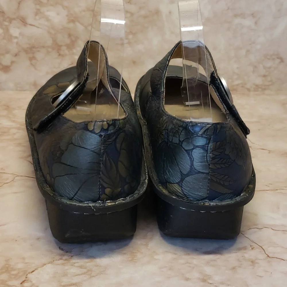 Alegria navy blue and gray floral clogs platforms Mary Jane womens size 41
